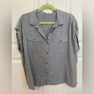 prAna blue grey chambray sleeveless button up top